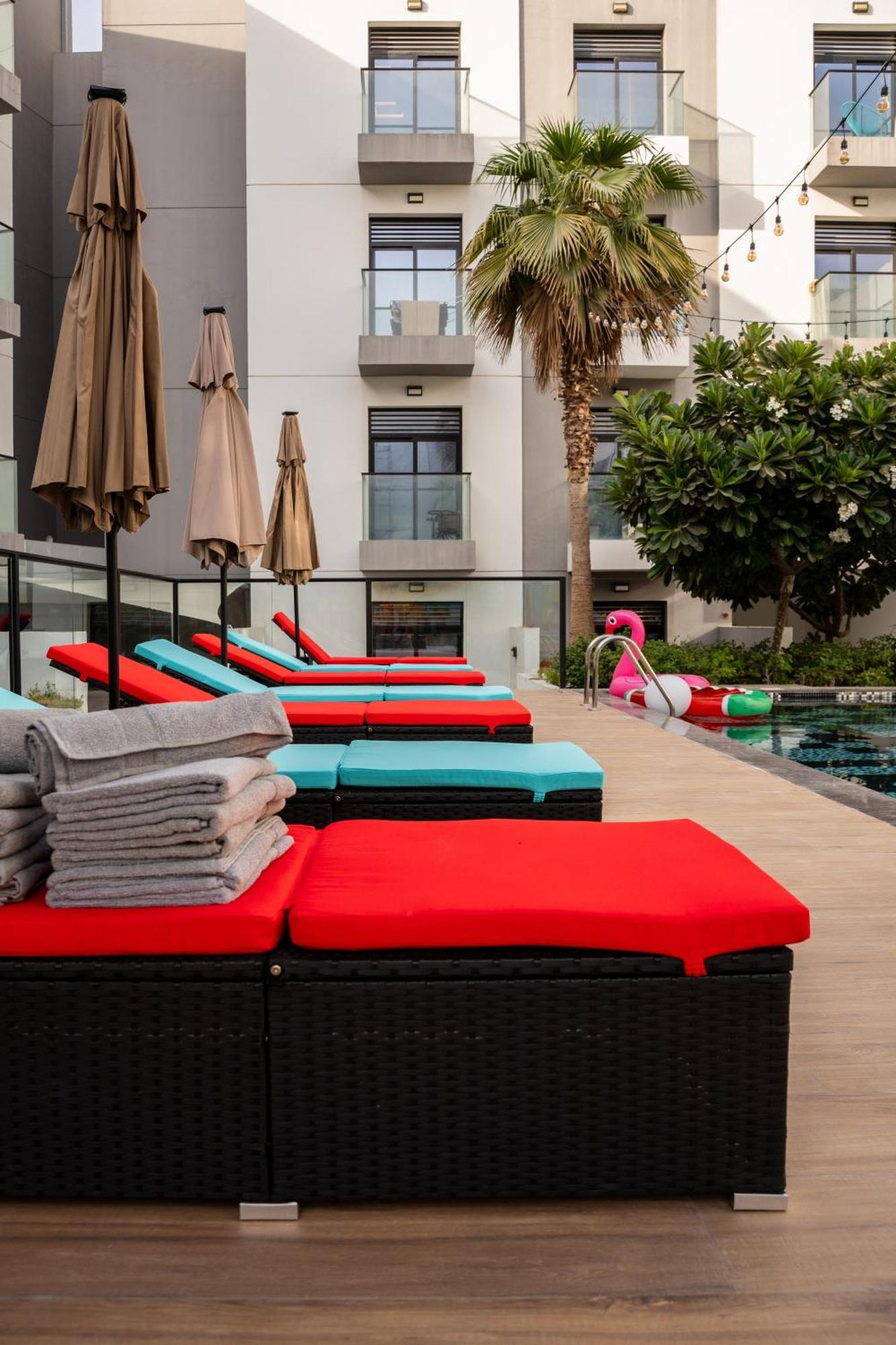 Izzzi Life Mint Aparthotel Dubai Eksteriør bilde