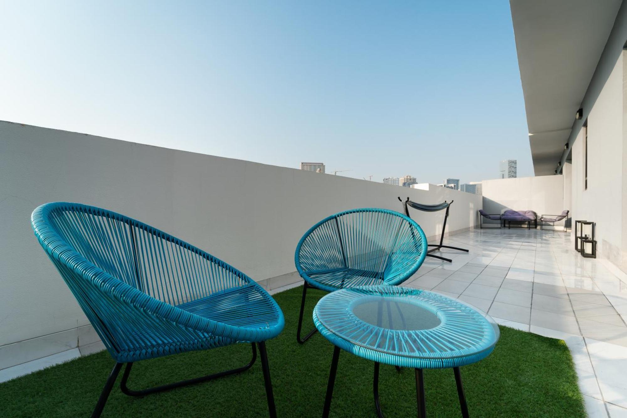 Izzzi Life Mint Aparthotel Dubai Eksteriør bilde