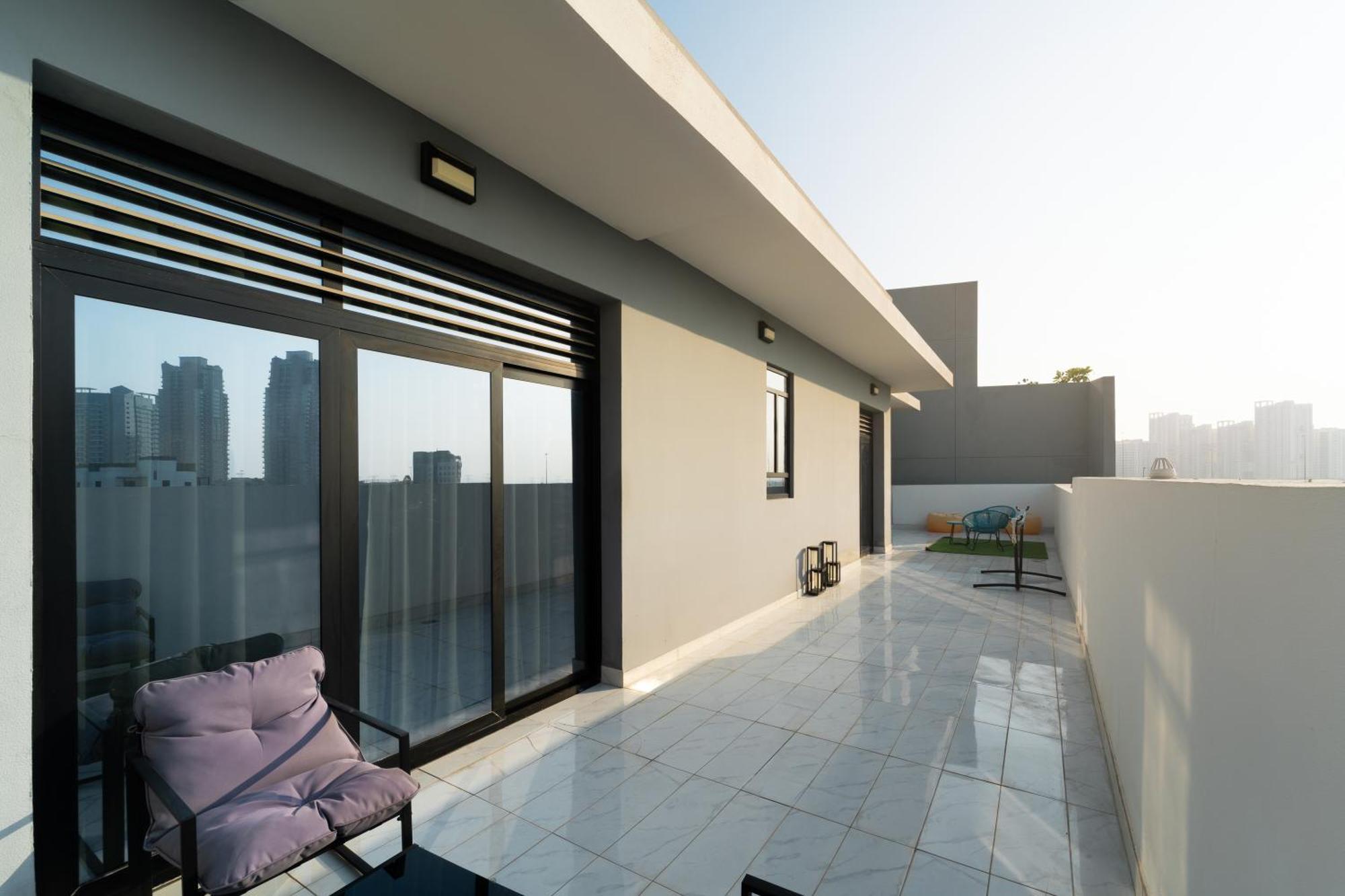 Izzzi Life Mint Aparthotel Dubai Eksteriør bilde