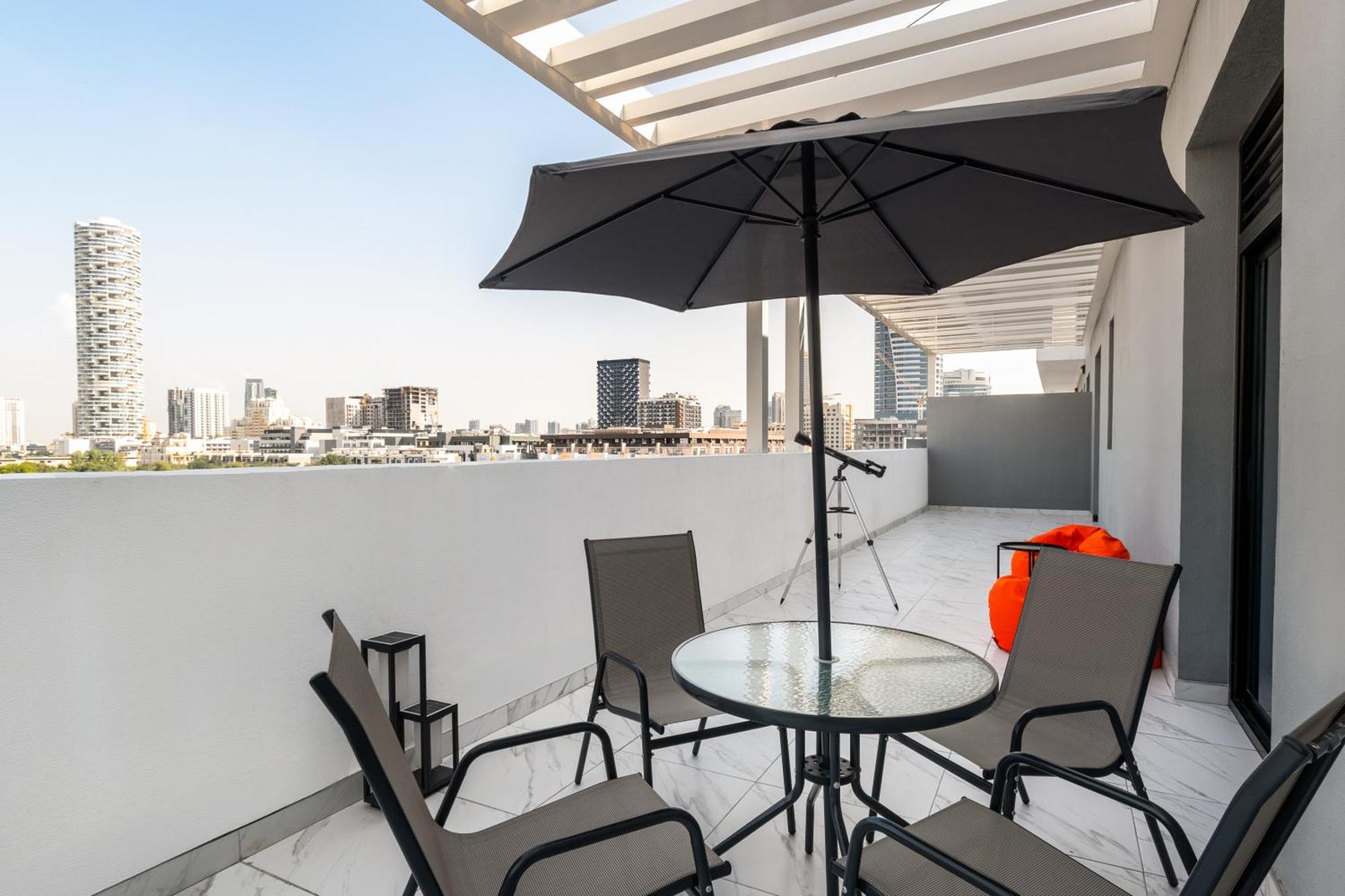 Izzzi Life Mint Aparthotel Dubai Eksteriør bilde