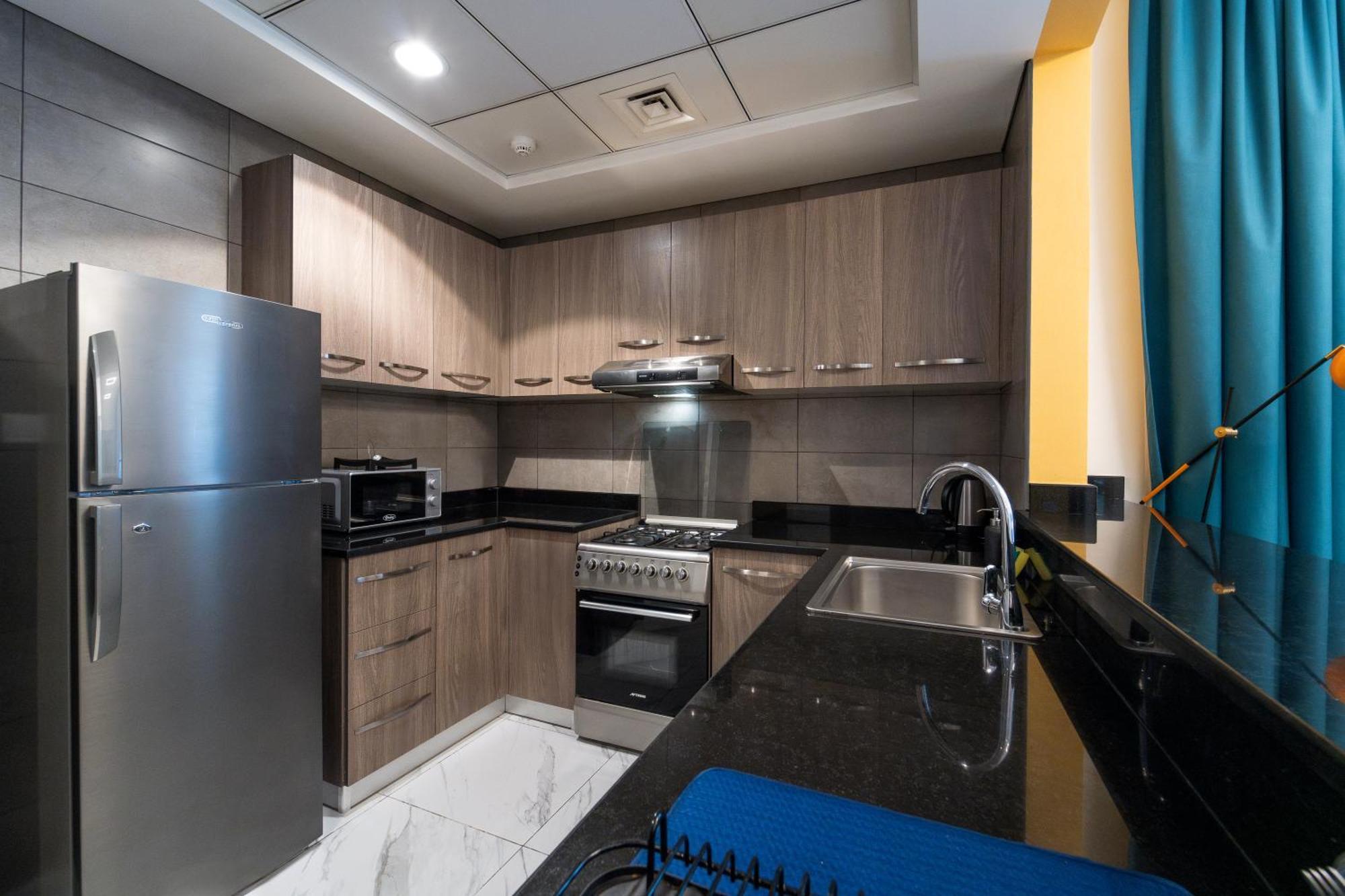 Izzzi Life Mint Aparthotel Dubai Eksteriør bilde