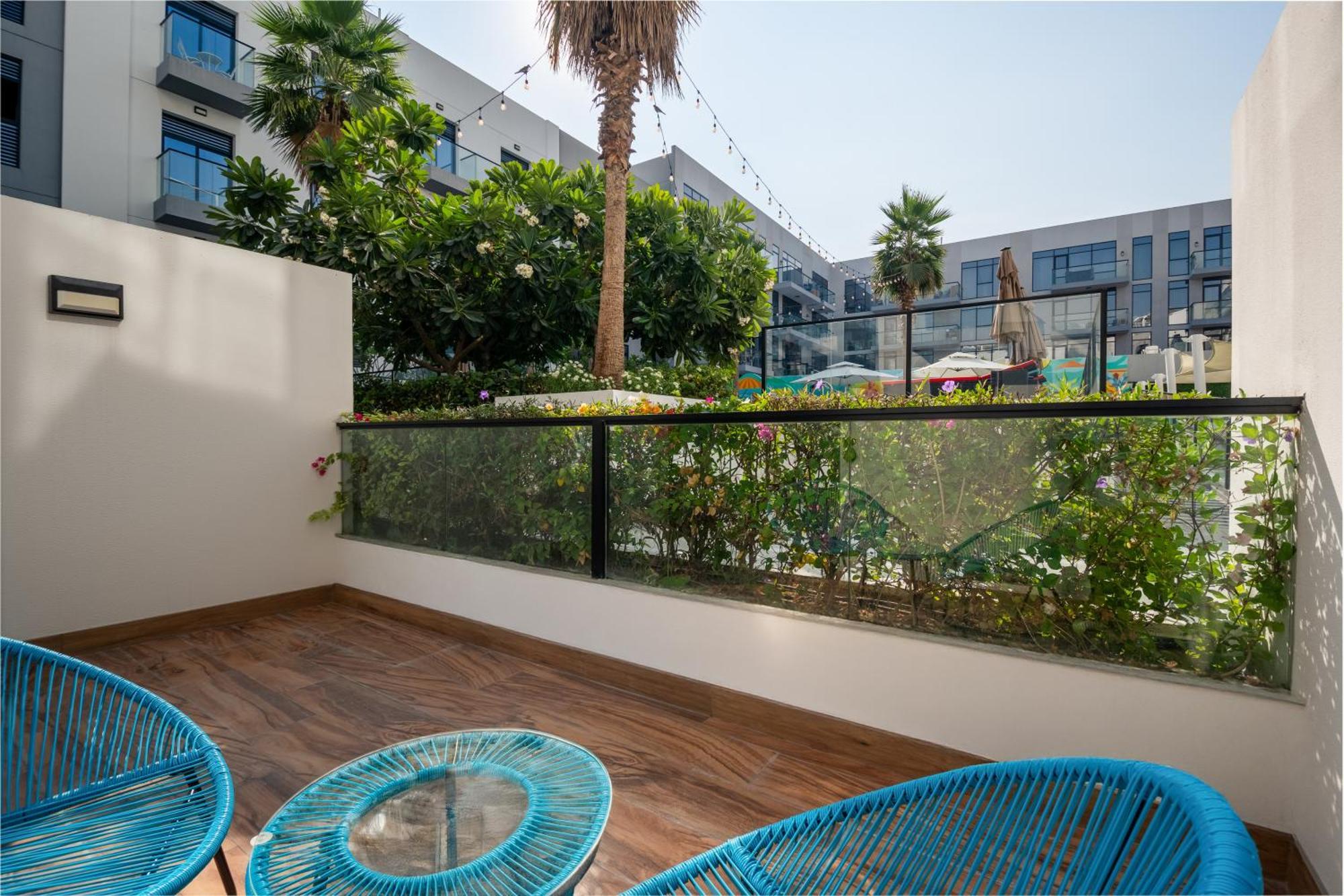 Izzzi Life Mint Aparthotel Dubai Eksteriør bilde