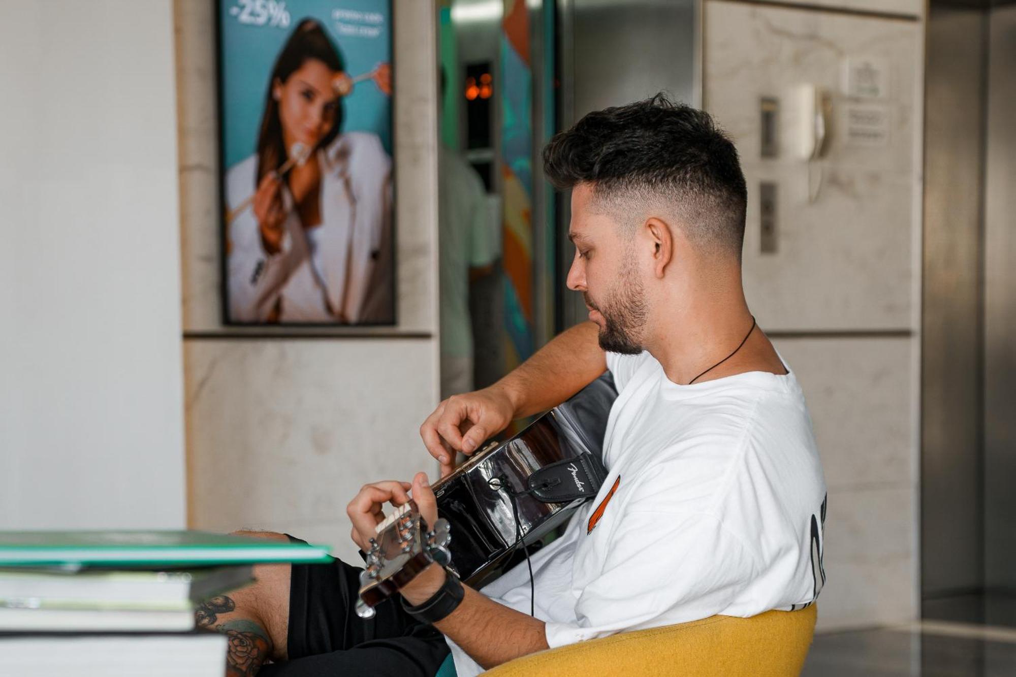 Izzzi Life Mint Aparthotel Dubai Eksteriør bilde